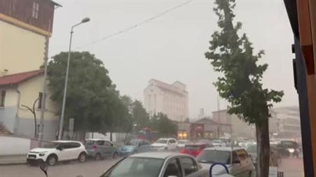 Polatlı’da dolu yağışı etkili oldu