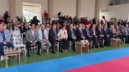 Eskişehir’de Fethi Heper Spor Ortaokulu düzenlenen törenle hizmete açıldı
