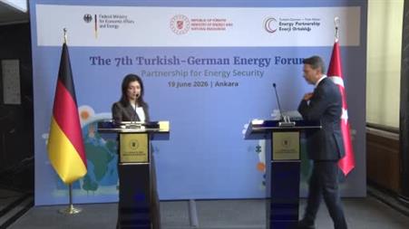Bakan Bayraktar: "Bugün enerji güvenliğinden söz ederken kritik mineralleri ve nadir toprak elementlerini de konuşmak zorundayız"