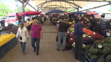 Tezgahtaki teraziyle zabıtanınki uydu, esnaf güvende tam not aldı