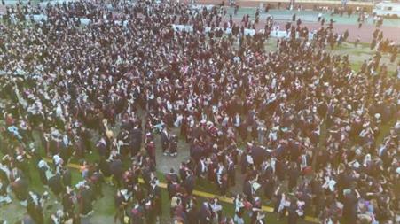 Serebral palsi hastası genç kız ikinci üniversitesinden mezun oldu