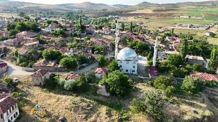 200 yıllık Karacabey Konağı ve tarihi hamamı ilgi bekliyor