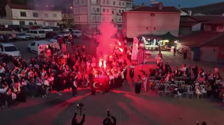 Seyitgazi’deki Şalvar Gecesi’nde renkli görüntüler