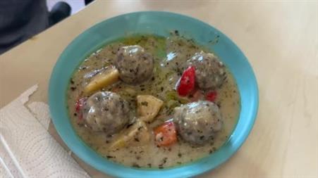 Mavi tabakla yemek yemek kalorileri yüzde 30’a kadar azaltıyor