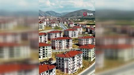 Bakan Kurum: "Bugüne kadar 81 ilimizde 7 milyona yakın vatandaşımızı sosyal konutlarla afetlere karşı sağlam konutlarına kavuşturduk"