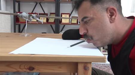 İki kolunu kaybetti, KAAN’ın görsel modelleyicisi oldu