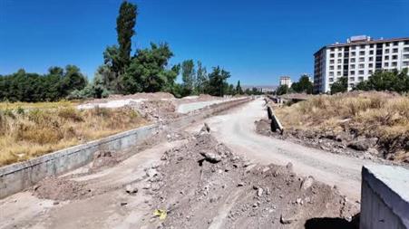 Kızılırmak çevresinde yürütülen taşkın önleme ve rüsubat çalışmaları devam ediyor