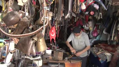 Sivas’ta mesleğin son temsilcisi: 60 yıllık saraç son dönemlerde yurt dışına üretim yapıyor