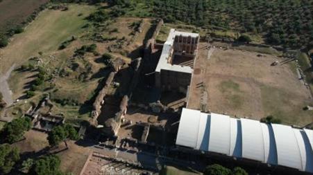 Sardes’te 2 bin 500 yıllık heykel gün yüzüne çıkarıldı