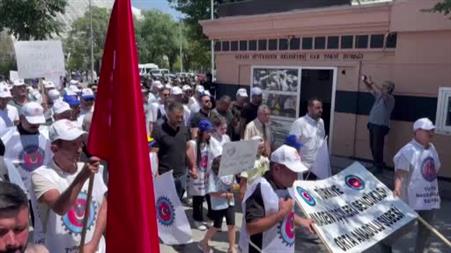 Doruk Madencilik işçilerinden Ankara Garı’na yürüyüş