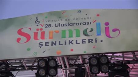 Uluslararası Sürmeli Şenlikleri renkli görüntülerle sona erdi