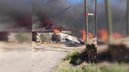 Yozgat’ta çıkan yangında iki ev kül oldu, 1 köpek telef oldu