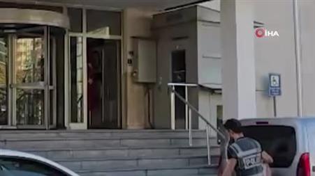 Çekirdek satan çocuğun tezgahındaki para ve eşyalarını çalan 3 kişi yakalandı