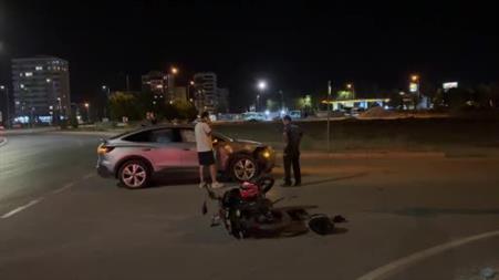 Kayseri’de otomobille çarpışan motosikletin sürücüsü yaralandı