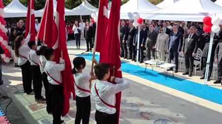 Vali Yılmaz: "Eskişehir’imiz, kökleri tarihin derinliklerine uzanan ulu bir çınardır"