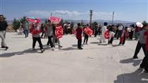Çocukların ortak dileği ’savaşlar bitsin’ oldu: Uçurtmalar Filistinli yaşıtları için yükseldi