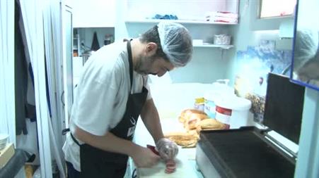 ’Askıda Tost’ uygulaması katlanarak devam ediyor