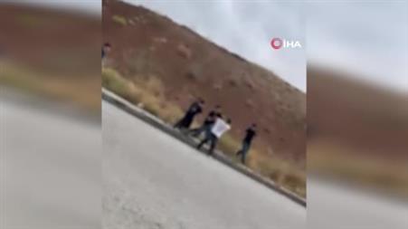 Sincan’da lise öğrencileri arasındaki kavga kamerada