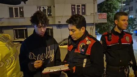 Polisin "dur" ihtarına uymayıp kırmızı ışıkta makas atarak kaçan motosikletliye 353 bin lira ceza