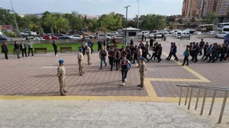 KYOK kaldırıldı, dosyalar yeniden açıldı: Aralarında 2 eski başkanın da olduğu 35 şüpheli adliyede