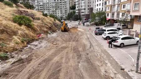 1,5 yıllık altyapı çilesinde apartmanları kanalizasyon suyu bastı: Mahalleli ABB ve ASKİ’ye seslendi