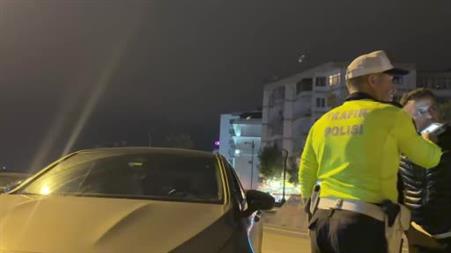 Kontrollerde 0.61 promil alkollü çıkan sürücü: "Ben de bir şey yok ki belki araba da parfüm kokuyordu"