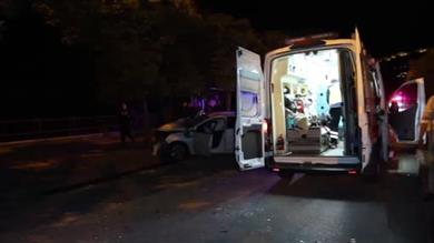 Nevşehir’de yarış yaptıkları iddia edilen iki otomobil kavşakta kazaya karıştı: 6 yaralı