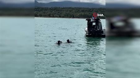Sinop’ta teknenin alabora olması nedeniyle kaybolan polisin cesedine Ankara ve Samsun’dan gelen dalgıç polislerin desteğiyle ulaşıldı