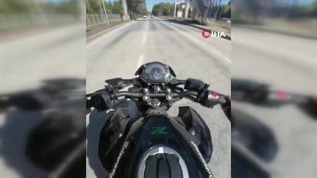 Eskişehir’de motosiklet kazası kask kamerasında