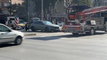 Konya’da tramvay seferini durduran kaza