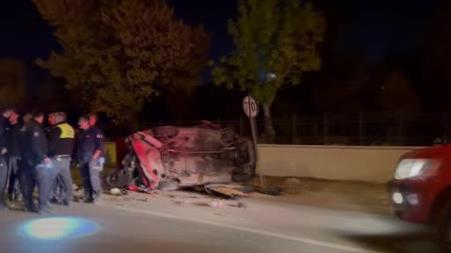 Karşı yola geçen otomobil, motosiklete çarptı: 1 ağır yaralı