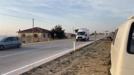 Karaman’da otomobille çarpışan minibüs refüje savruldu: 1 yaralı