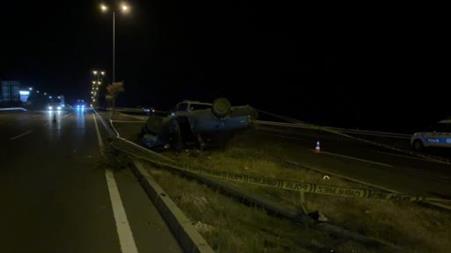 Kayseri’de aydınlatma direğine çarpan otomobil takla attı: 2 ağır yaralı