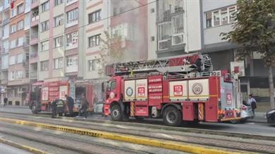 Dükkanında yangın çıkan kadın gözyaşları içinde kaldı: "Bütün mallarım gitti, dükkanım gitti"
