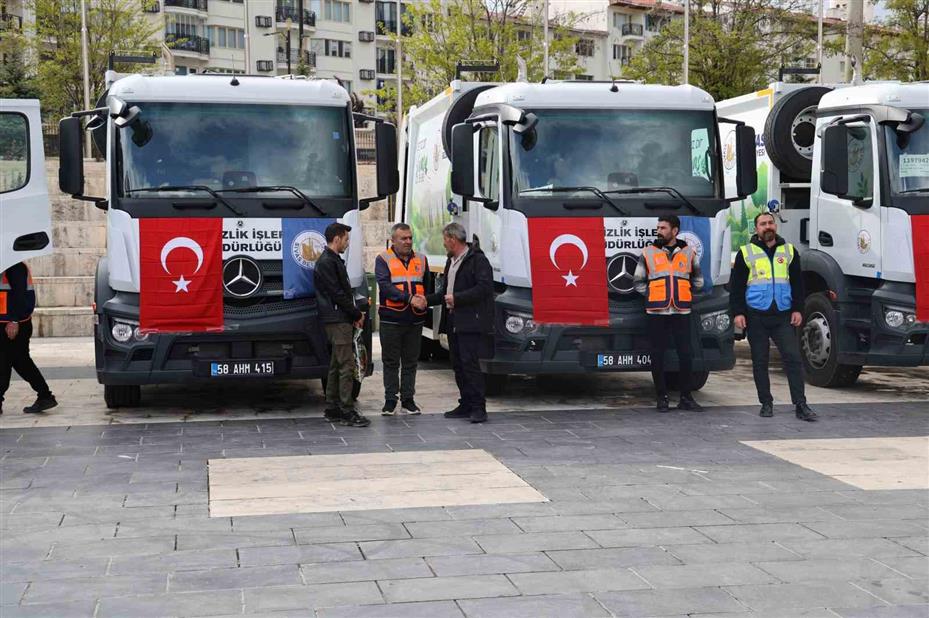 Sivas Belediyesi 509 milyon TL’lik 110 yeni aracı filosuna kattı