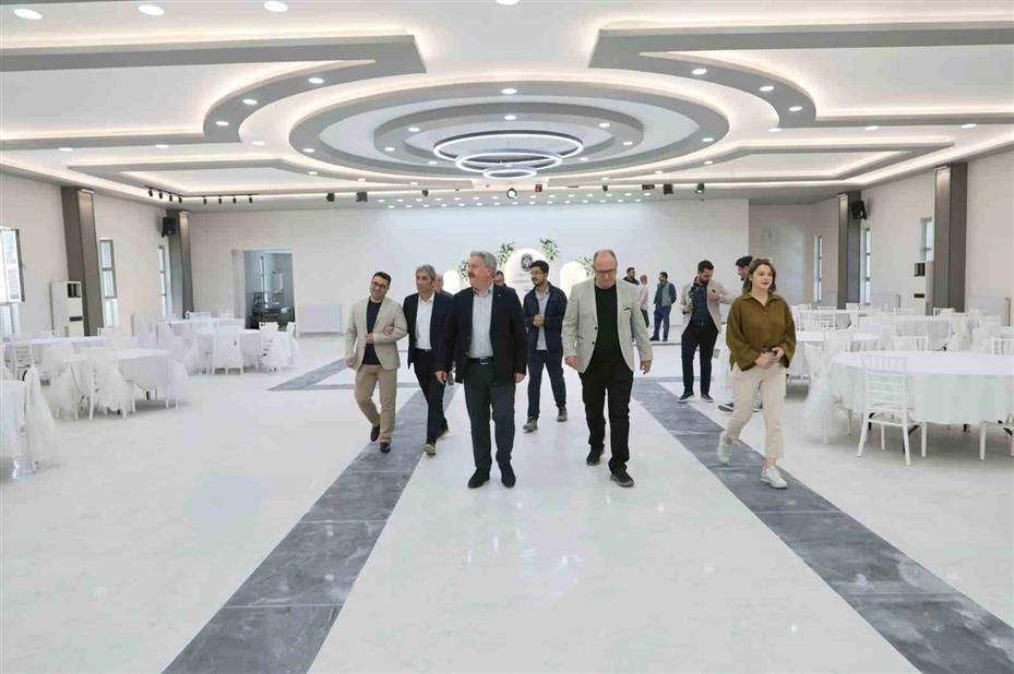 Yenilenen yüzü ile Osmanlı Düğün Salonu çiftlerin gözde düğün mekanı olacak