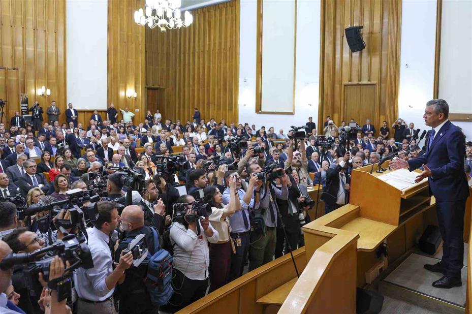 CHP Grup Başkanı Özel: "AK Parti’nin kara düzeninin kötü planına kim alet olup yol veriyorsa hakkımı helal etmiyorum"