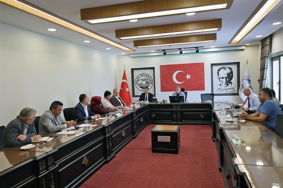 Talas’ta muhtarlarla hizmet zirvesi