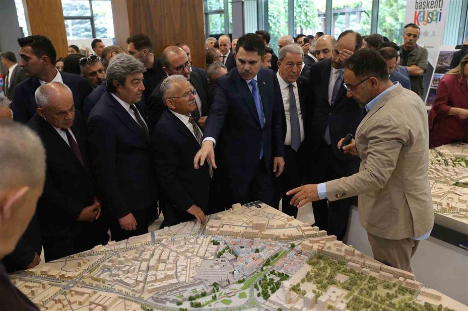 Bakan Kurum ve Yumaklı, Kayseri’nin vizyon projelerini inceledi