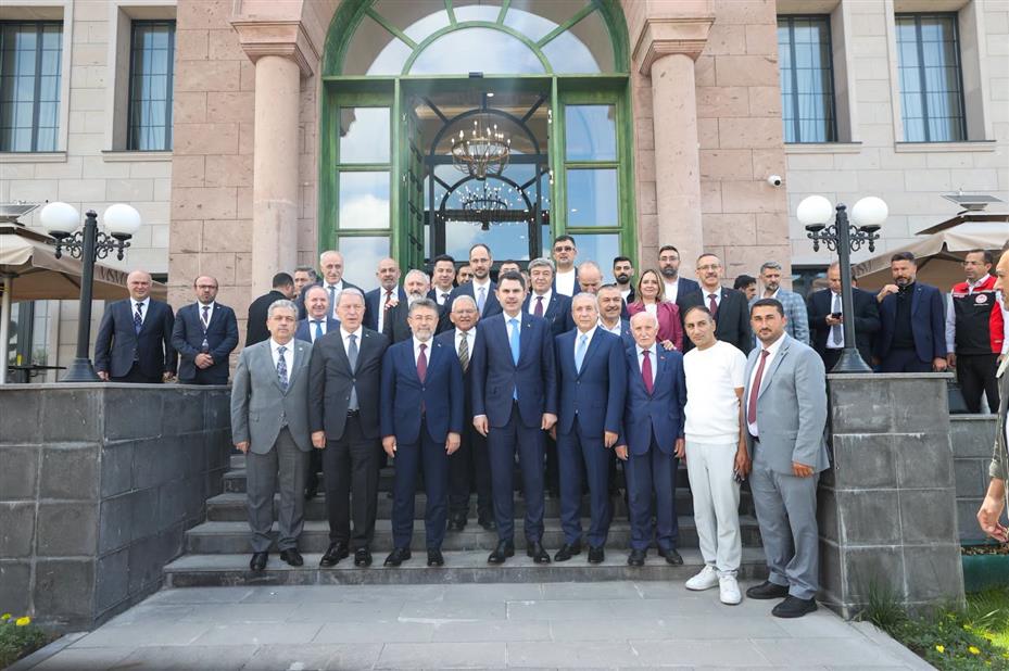 Bakan Kurum ve Yumaklı, Kayseri’nin vizyon projelerini inceledi