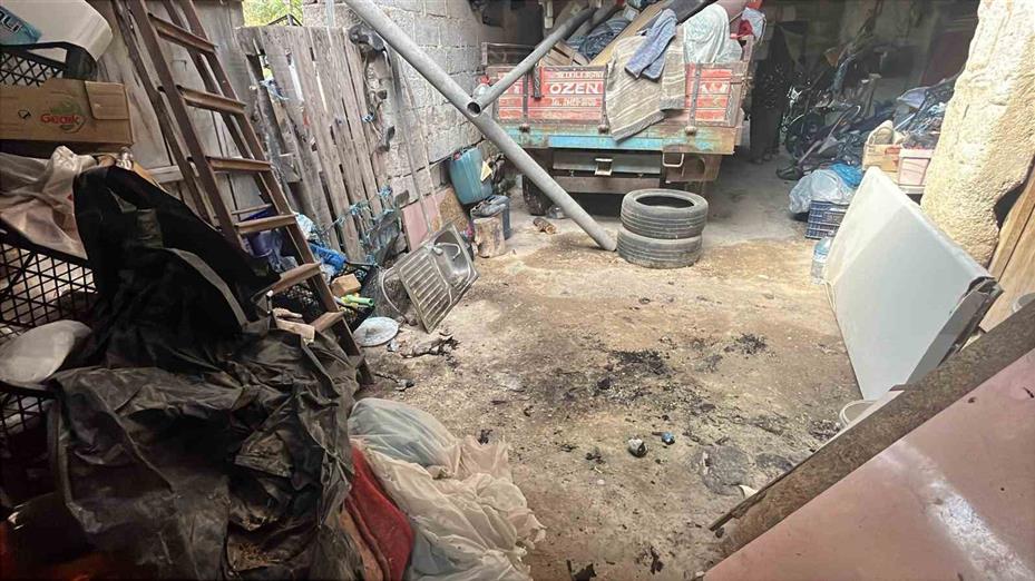 Benzinle uğraşırken alevlerin arasında kalan genç hayatını kaybetti
