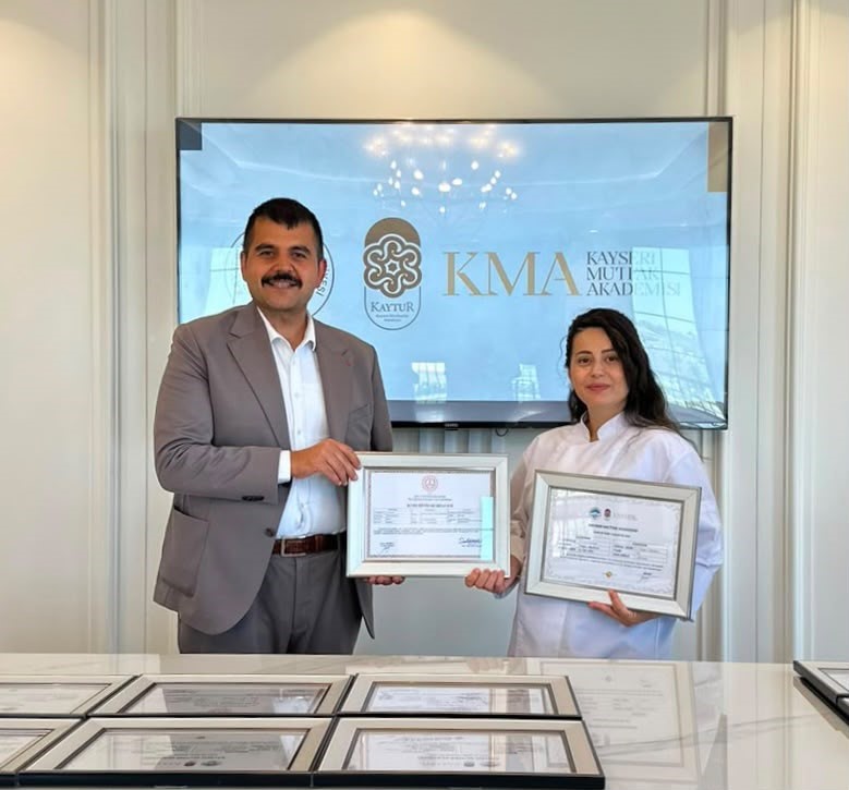 Büyükşehirin gastronomi vizyon projesi Kayseri Mutfak Akademisi ilk mezunlarını verdi