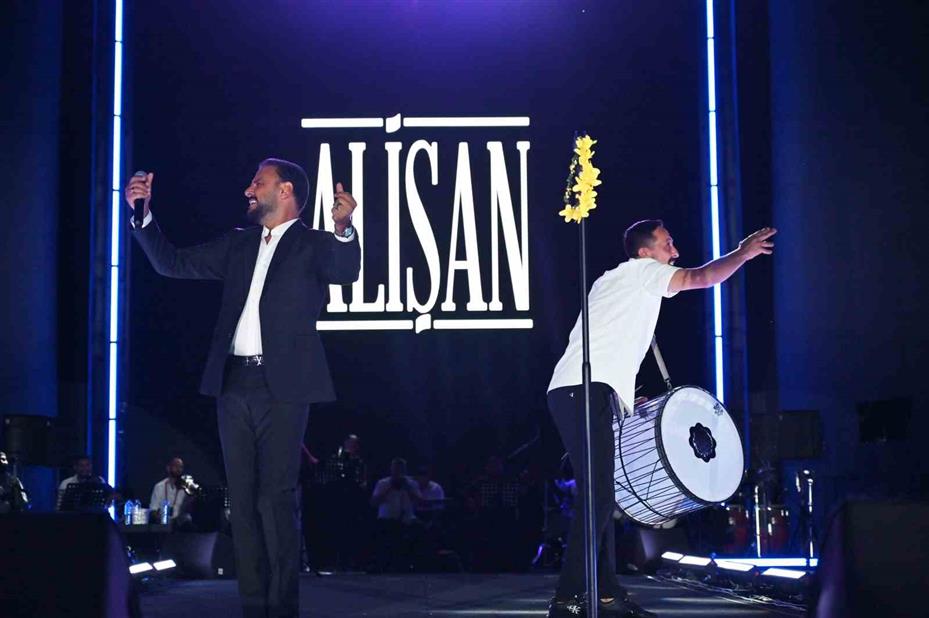 Alişan, Nevşehir Kültür Yolu Festivali’nde sahne aldı