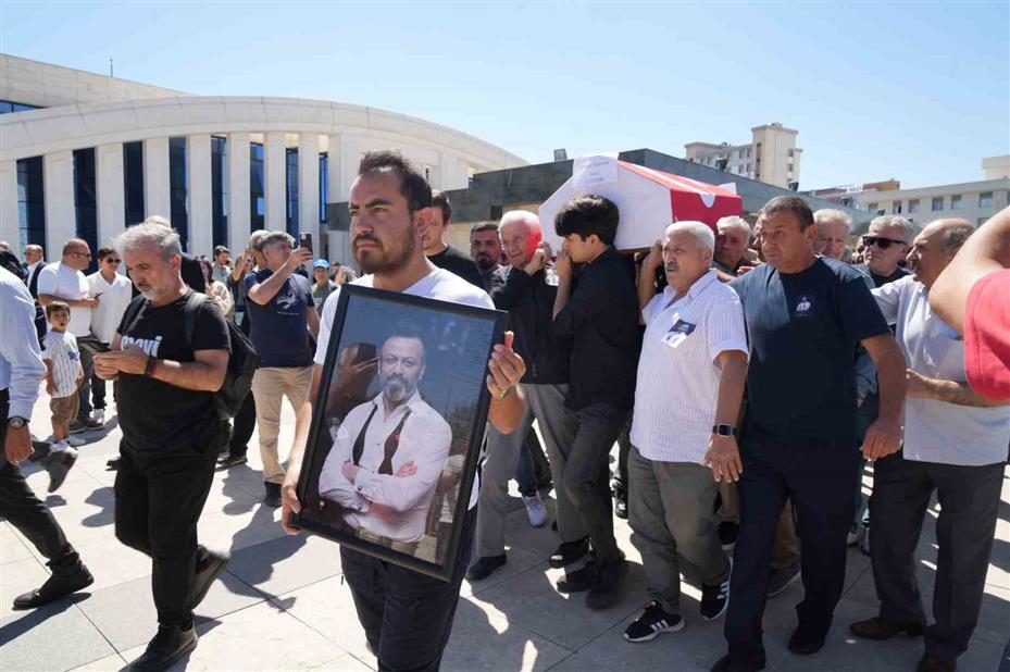 Serhat Kılıç son yolculuğuna uğurlandı