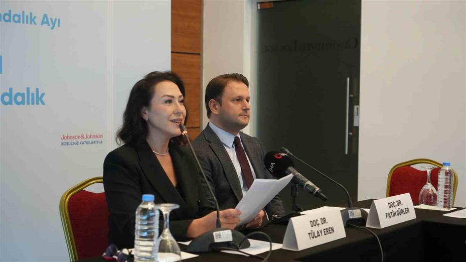 Türk Tıbbi Onkoloji Derneği Yönetim Kurulu Üyesi Eren: "Prostat kanseri sadece yaşlı erkeklerin hastalığı değildir"