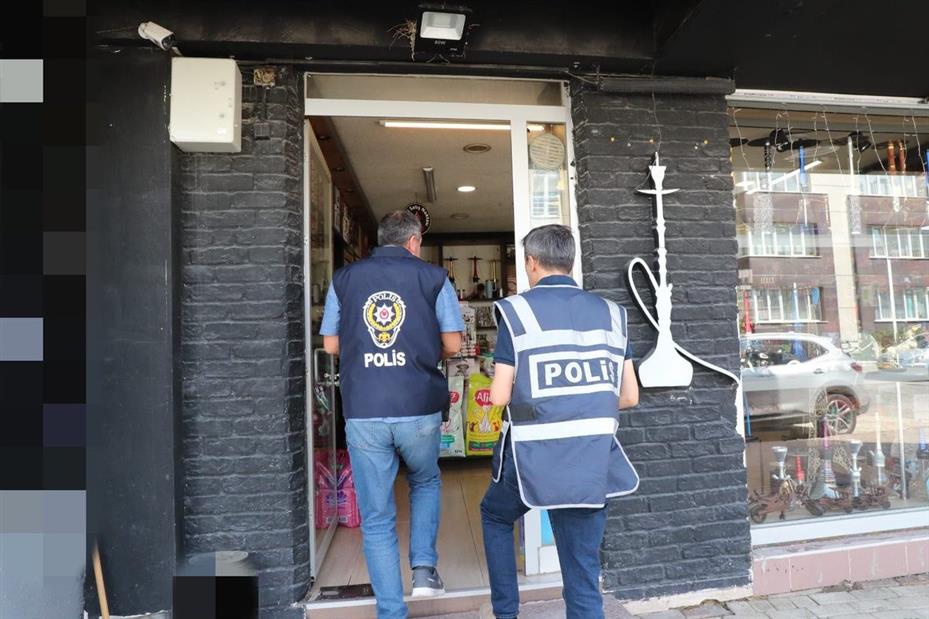 Eskişehir’de polis ekiplerinden geniş çaplı okul çevresi ve servis denetimi