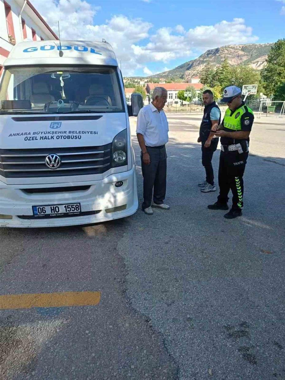 Güdül’de okul servislerine sıkı denetim