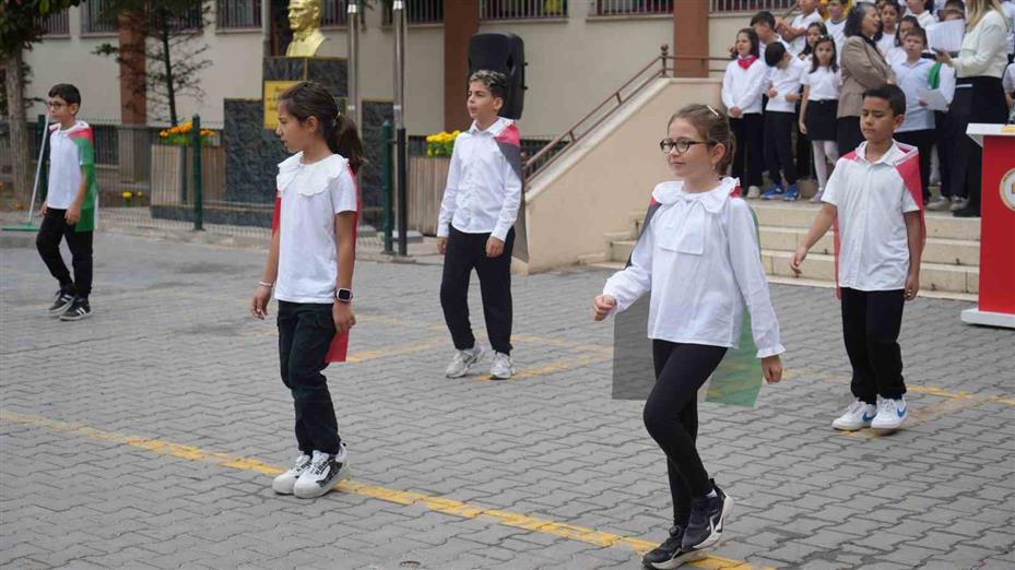 Başkentte uçurtmalar Gazze’deki çocuklar için havalandı
