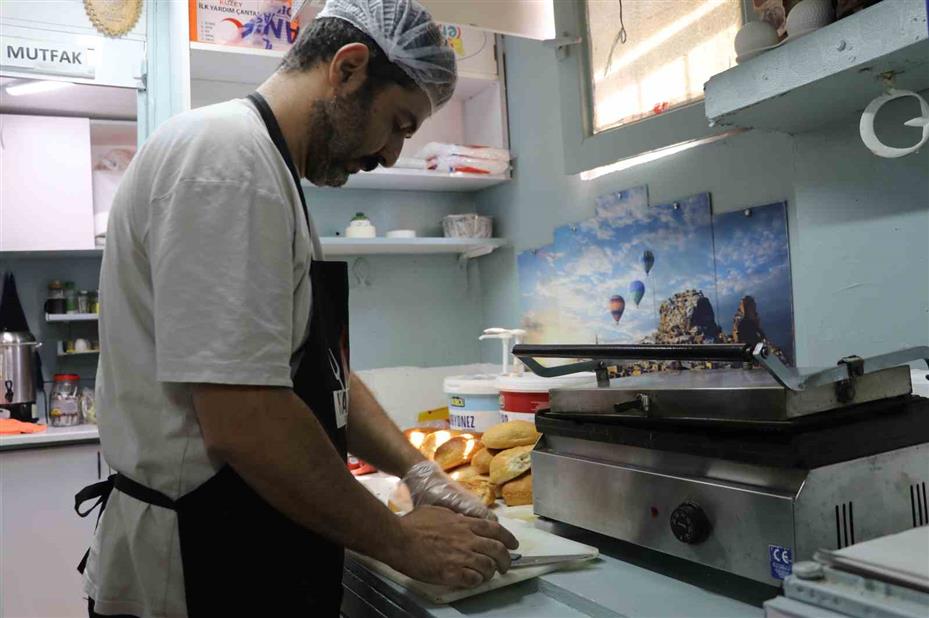 ’Askıda Tost’ uygulaması katlanarak devam ediyor