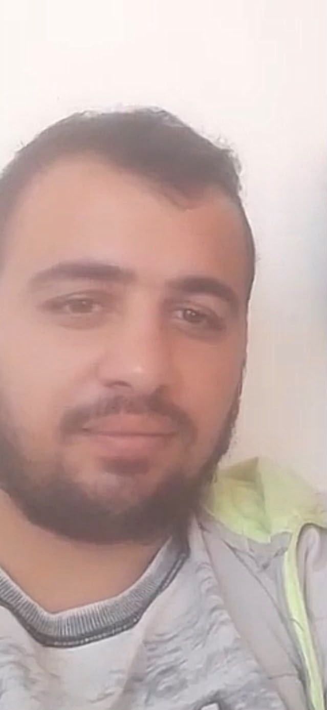 Kayseri’deki bıçaklı kavgada ölen şahsın, olay öncesi keserle yürüdüğü anlar kameraya yansıdı